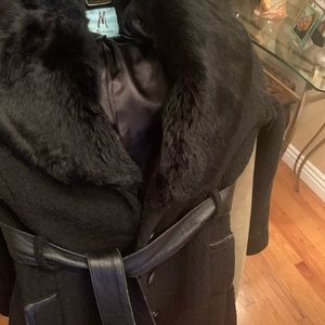 Marciano blk fur collar coat